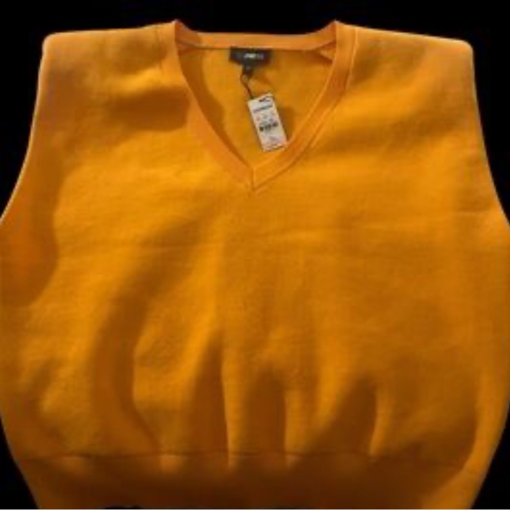 Express V-Neck Sweater - Vibrant yellow